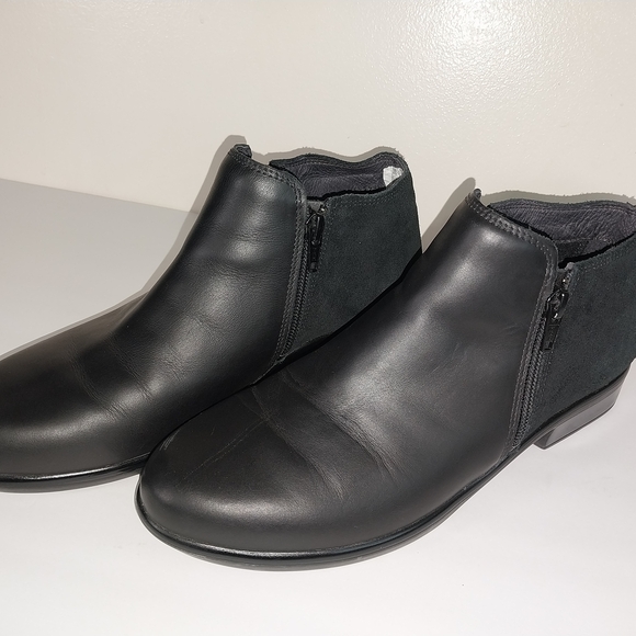 NAOT Helm Women's Black Leather Ankle Boots Size